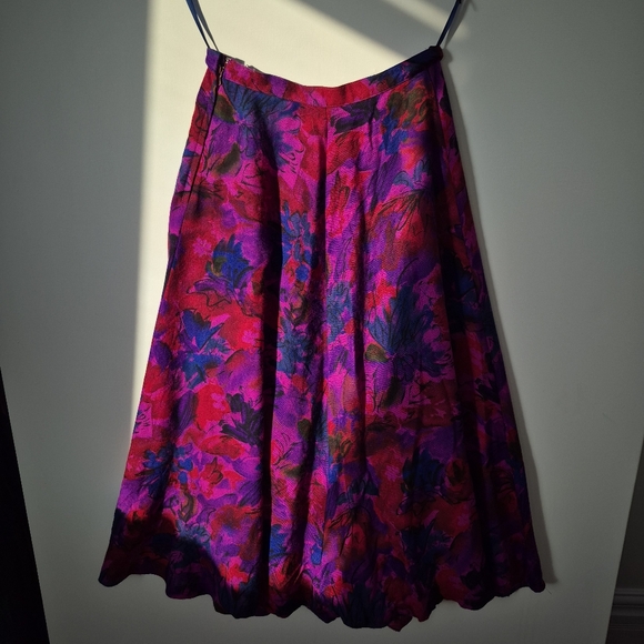 Vintage Masterpiece - Midi Circle Skirt and Tailored Blazer Top-Stunning - Picture 10 of 14